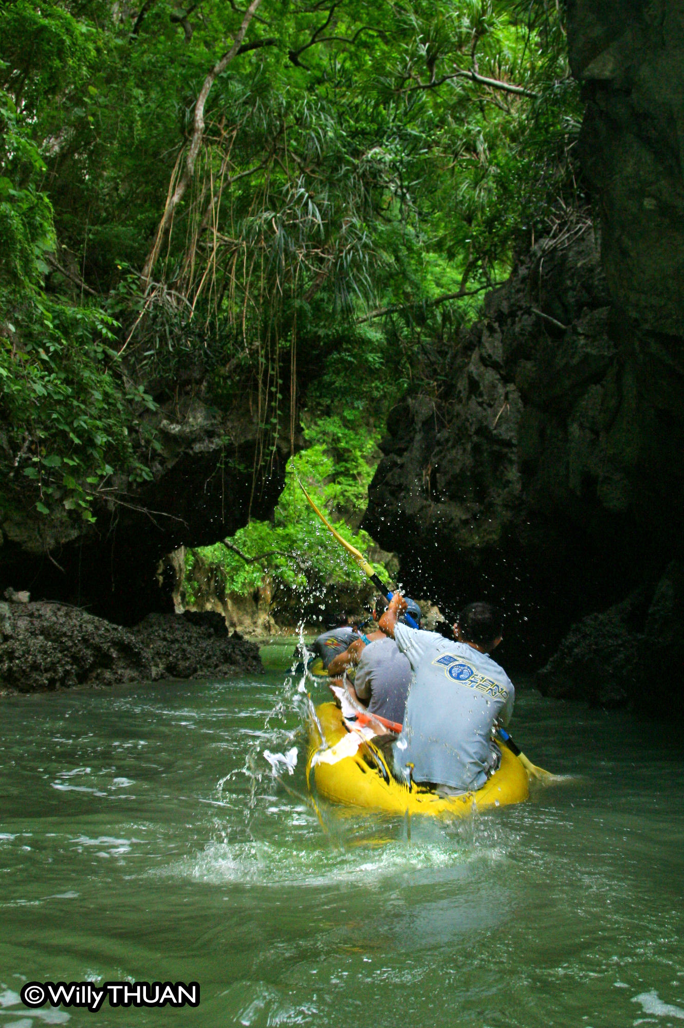 Kayaking in Phuket, Phang Nga Bay - PHUKET 101